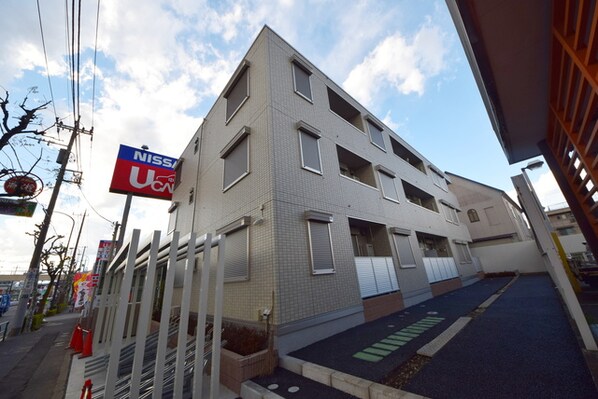 ラピュタ ウイングスの物件外観写真